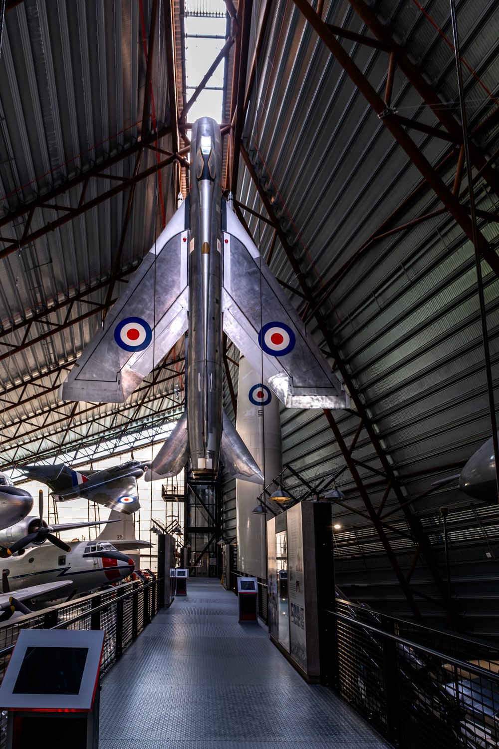 RAF-Lightning_F4197-866-1.jpg